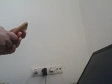 lickthehottie Show in webcam