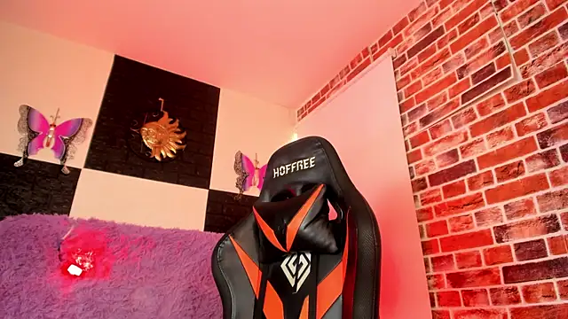 Engel_boss' Live XXX Chat