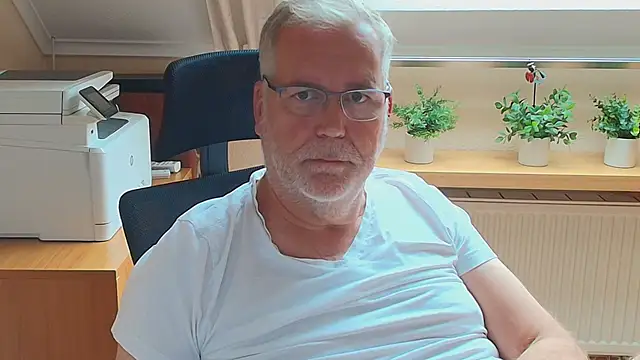 subbear1968 Live XXX Chat