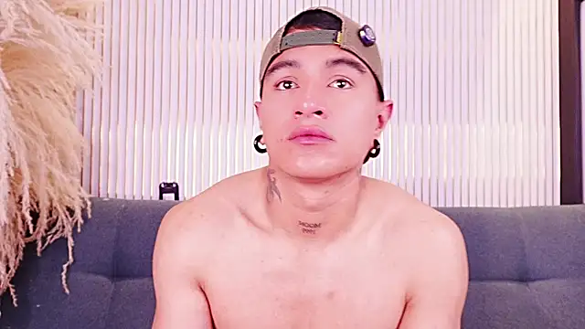 LiamDeep – Naživo XXX chat