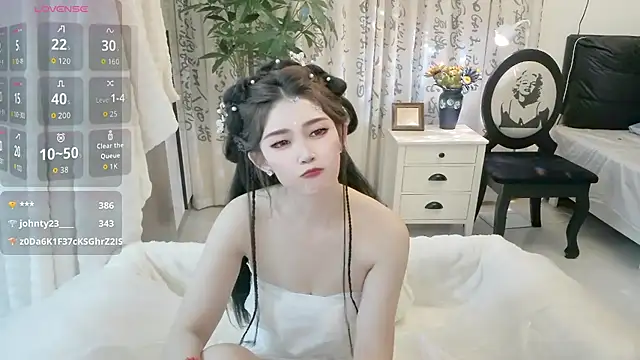 NANA-EET's Live XXX Chat