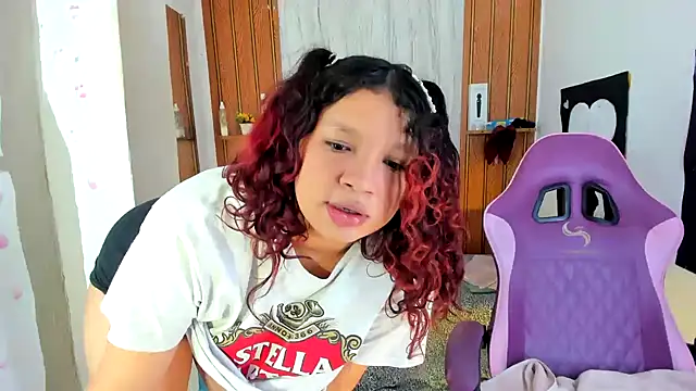 Emily_Coper18 现场XXX聊天