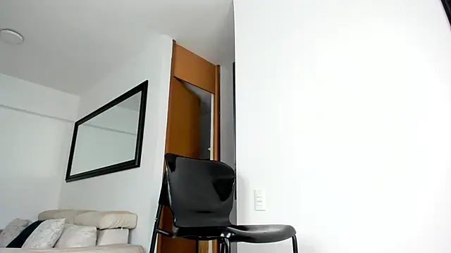 Živý XXX chat smit_hot_sr