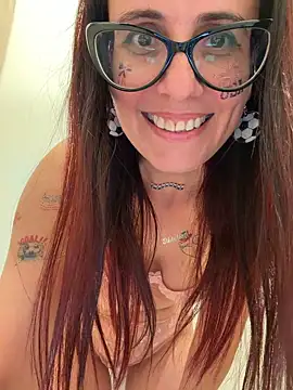 Chatroom XXX en direct de NataKitten