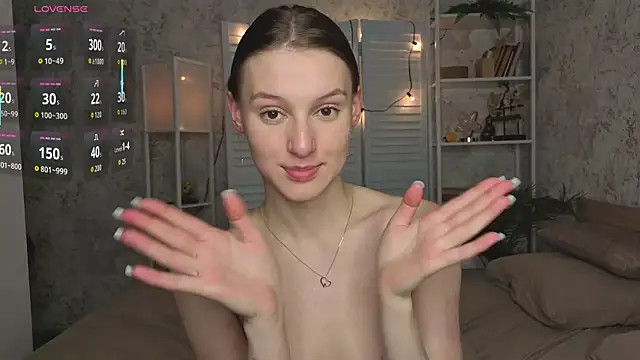 LianneBynon élő XXX-chatje