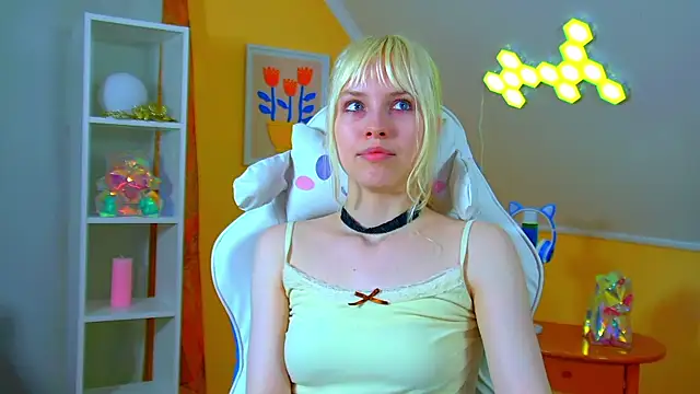 HannahHollis' Live XXX Chat