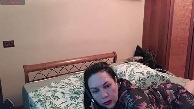 Chatroom XXX en direct de Roxy_doll