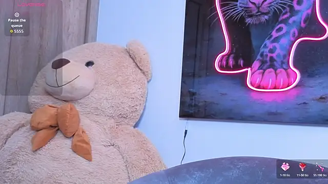 XXX chat uživo modela SofiaInk