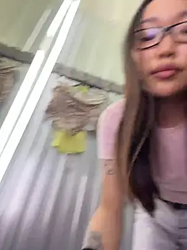 Chat XXX en directo de trytomakememoam