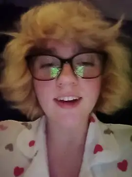 mcjbgfhgjhiiilllufjyf's Live XXX Chat