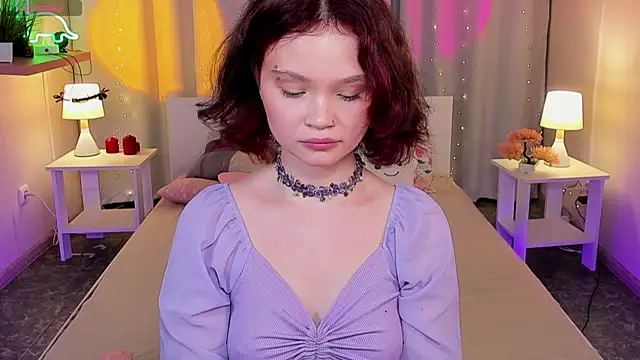 EmilyChaves Adlı Modelin Canlı XXX Sohbeti