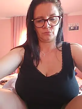 KristenVega live XXX chat