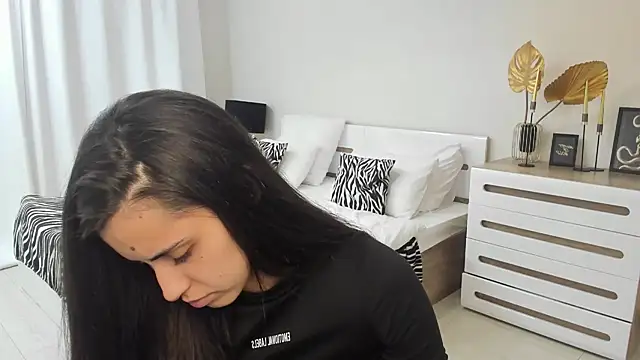 Chat XXX en directo de Jasmine_Stewart