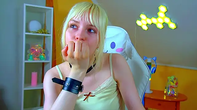 HannahHollis Live XXX-Chat