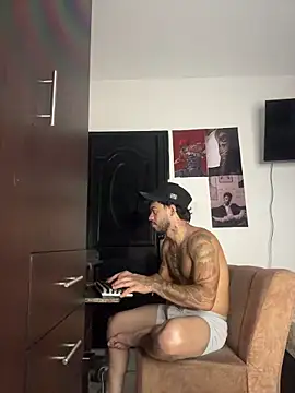 Kenny_romano 现场XXX聊天
