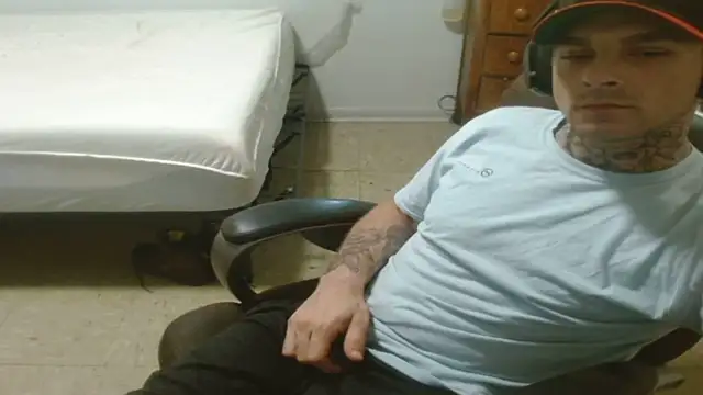 DADDY_KANE8--- Chat XXX in diretta