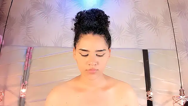 Chat +18 de Lilithadams1 ao vivo