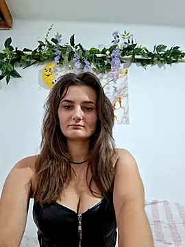 Chat +18 de Nika_aa ao vivo