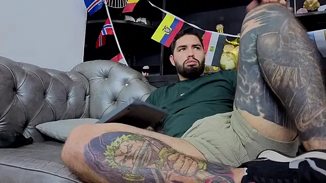Czat XXX na żywo – matteosantos