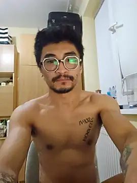 Lokomo32 Live XXX-chat