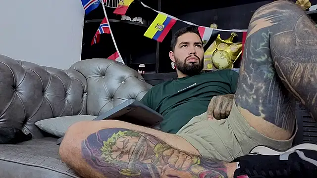 Czat XXX na żywo – matteosantos