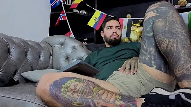 matteosantos élő XXX-chatje