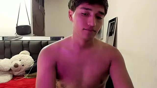 mateo-Esposito Adlı Modelin Canlı XXX Sohbeti