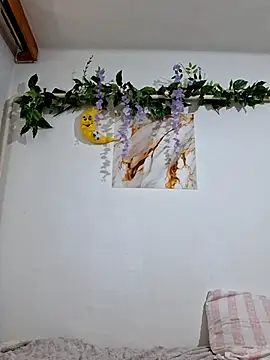 Nika_aa Chat XXX in diretta