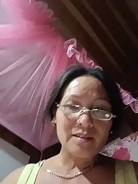 Chat XXX ao vivo de Cucci07