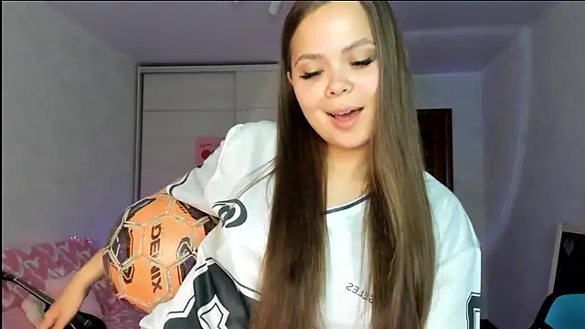 Chat XXX en directo de Kira_love_81