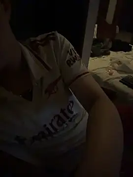Chat +18 de boyhigh1997 ao vivo