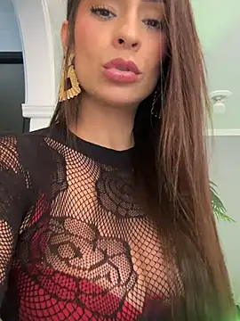 Mau_White Adlı Modelin Canlı XXX Sohbeti
