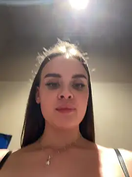 KristiRichn Live XXX chat