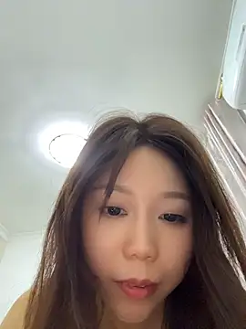 xiaoyizi20261 在線直播表演