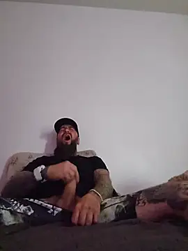 Czat XXX na żywo – Beardedtattood