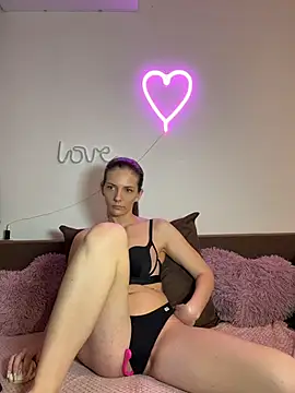 Sabrinedivinee Adlı Modelin Canlı XXX Sohbeti