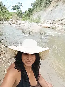 esmeralda_lin Live XXX chat