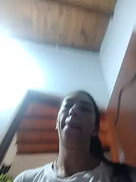 LunaZambrano – Naživo XXX chat