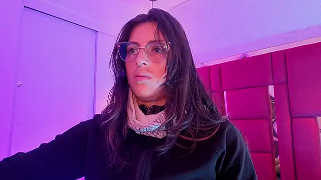 Chat +18 de moon_winy ao vivo