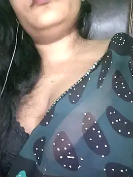 Chat XXX en directo de Aruna-1