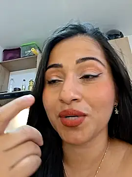 Chat +18 de Alisson_Morgann ao vivo