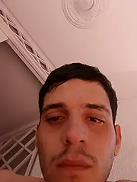 boy_max_latin Show in webcam