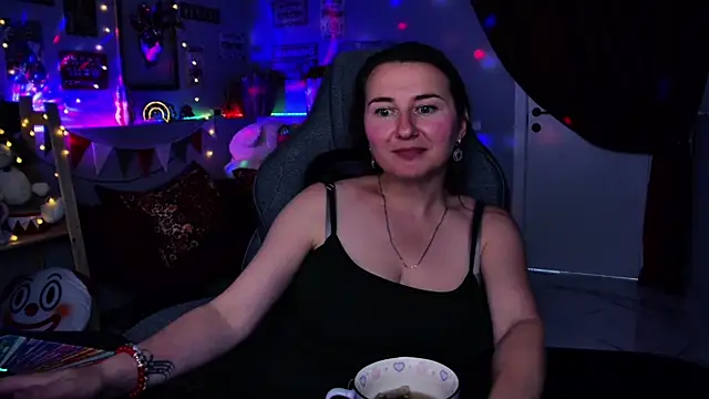 Golden_Dragon live XXX chat