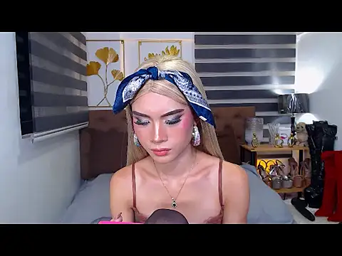 Živý XXX chat JuicyCockThea