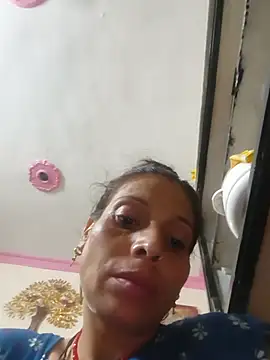 Sexy-Suhani2 XXX чат на живо
