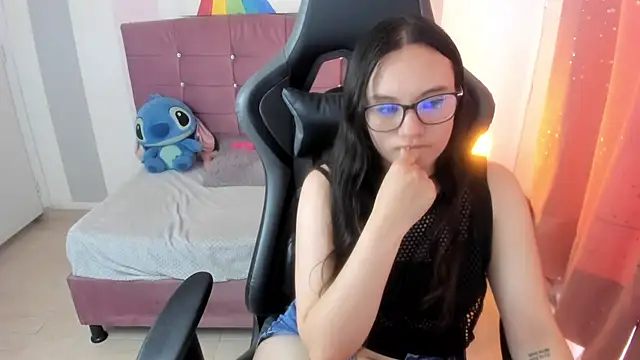 Chatroom XXX en direct de Wanda_sg