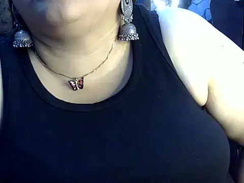 Soniya_Sha 即時 XXX 聊天