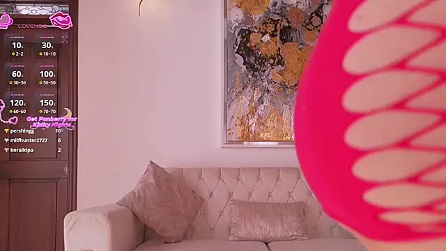 RebeccaHudson Adlı Modelin Canlı XXX Sohbeti