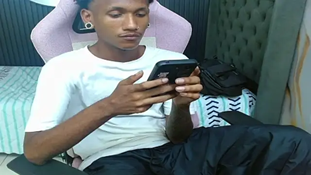 ManSant Live XXX-Chat