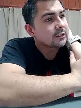 Bradd_32's Live XXX Chat